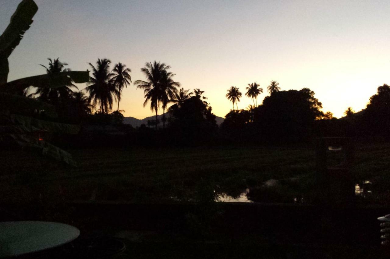 Tanabendang Banglos Pantai Cenang  Exterior photo